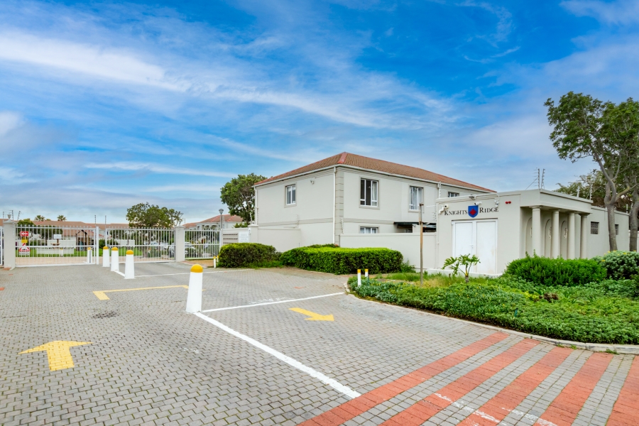 2 Bedroom Property for Sale in Royal Ascot Western Cape